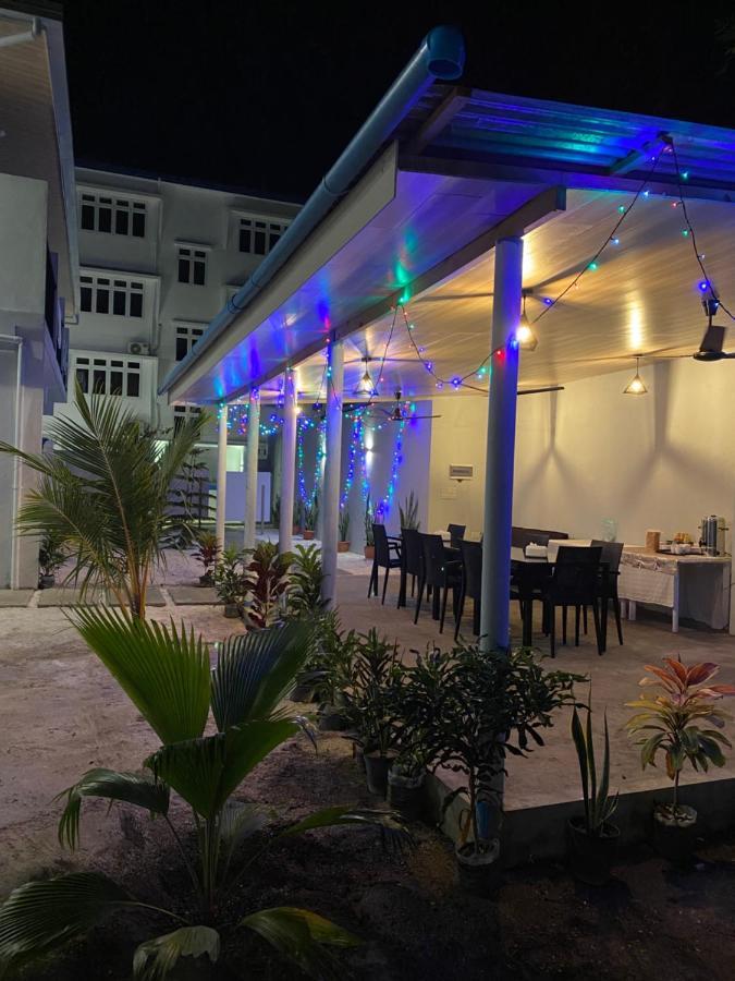 Chillax Thoddoo Hotel Buitenkant foto