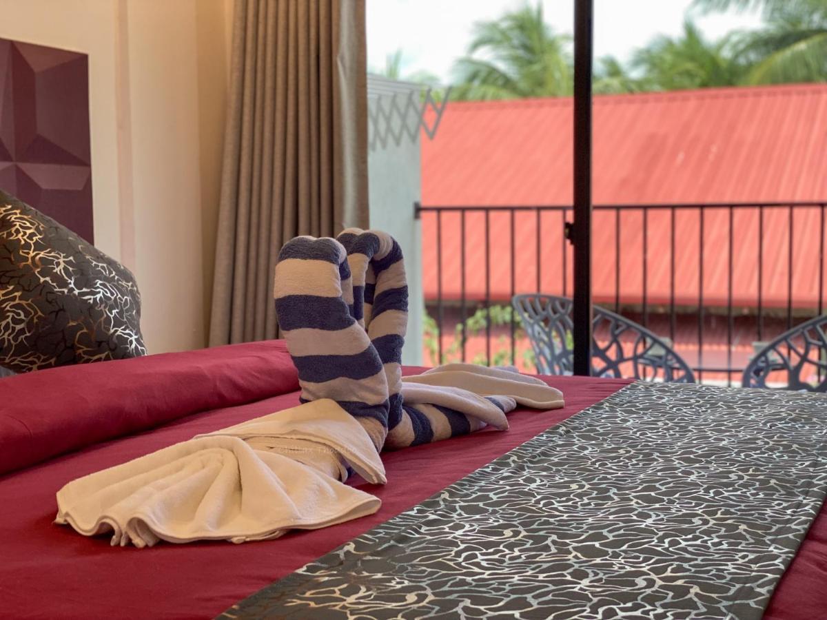 Chillax Thoddoo Hotel Buitenkant foto