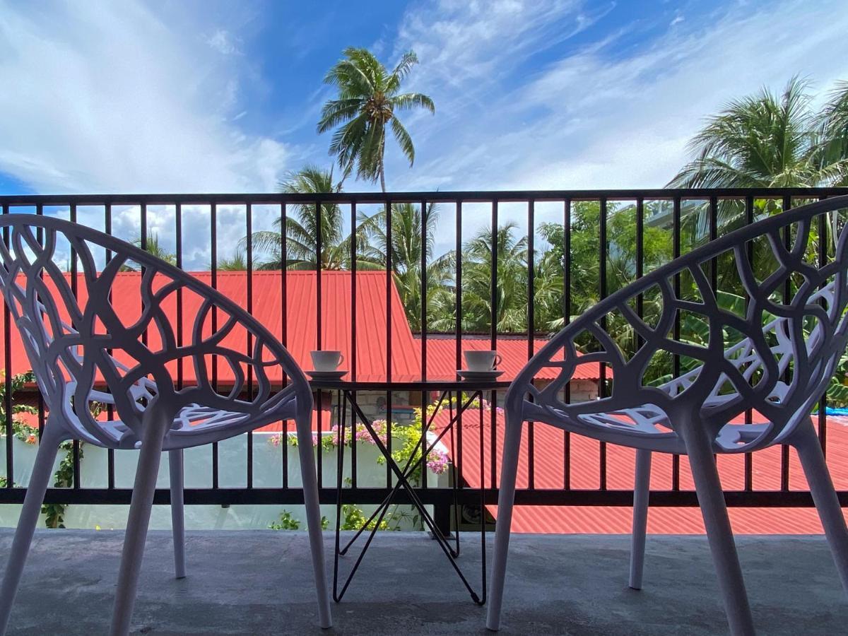 Chillax Thoddoo Hotel Buitenkant foto